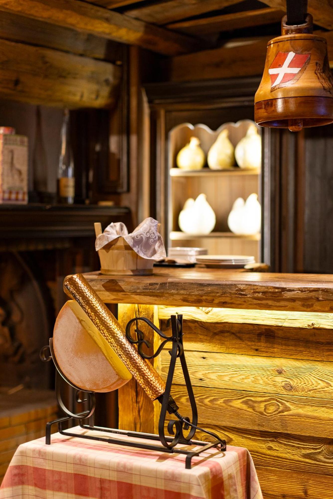 Le Lana Hotel Корчевел Екстериор снимка